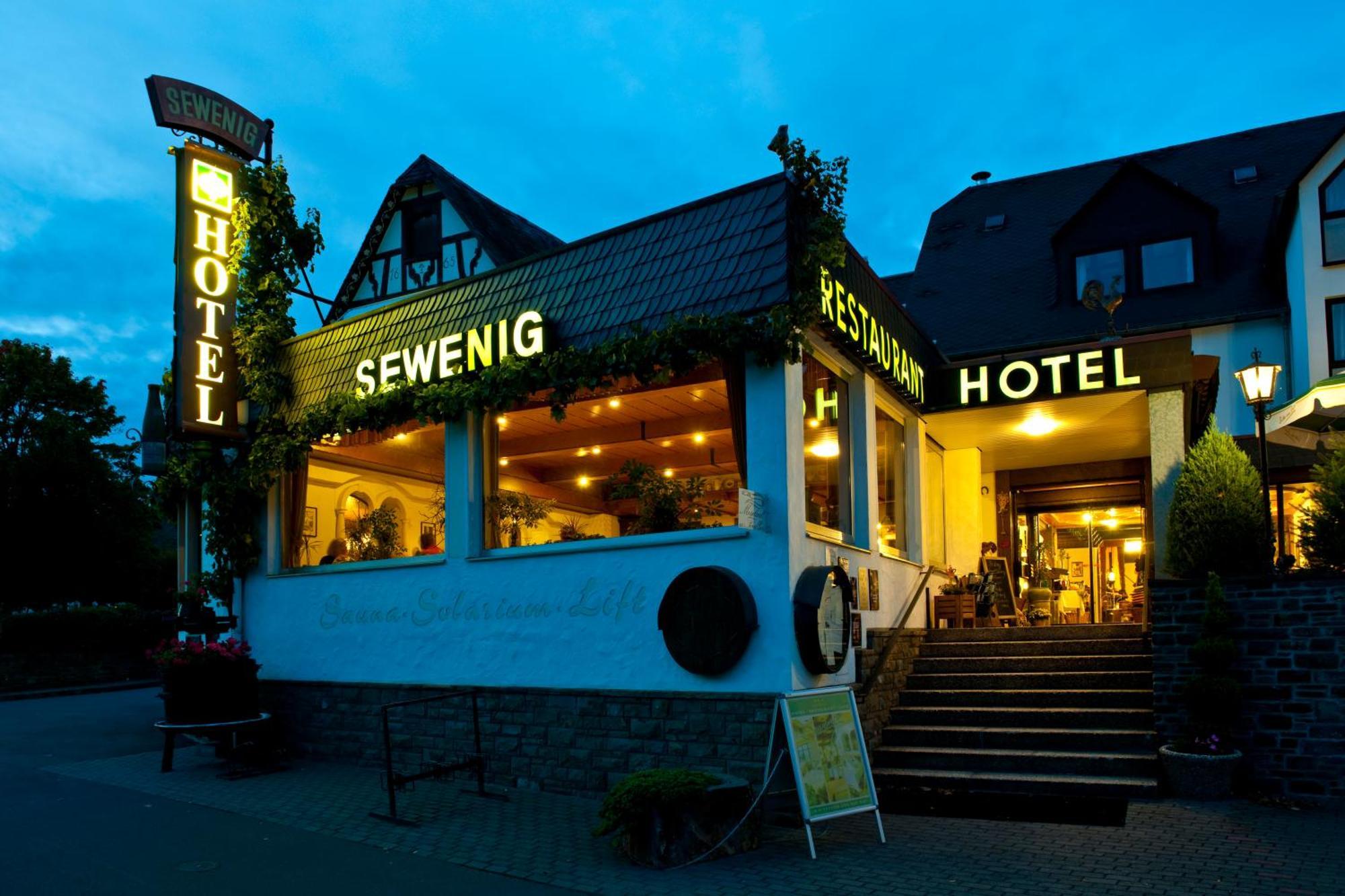 Hotel Sewenig Mueden Exterior photo
